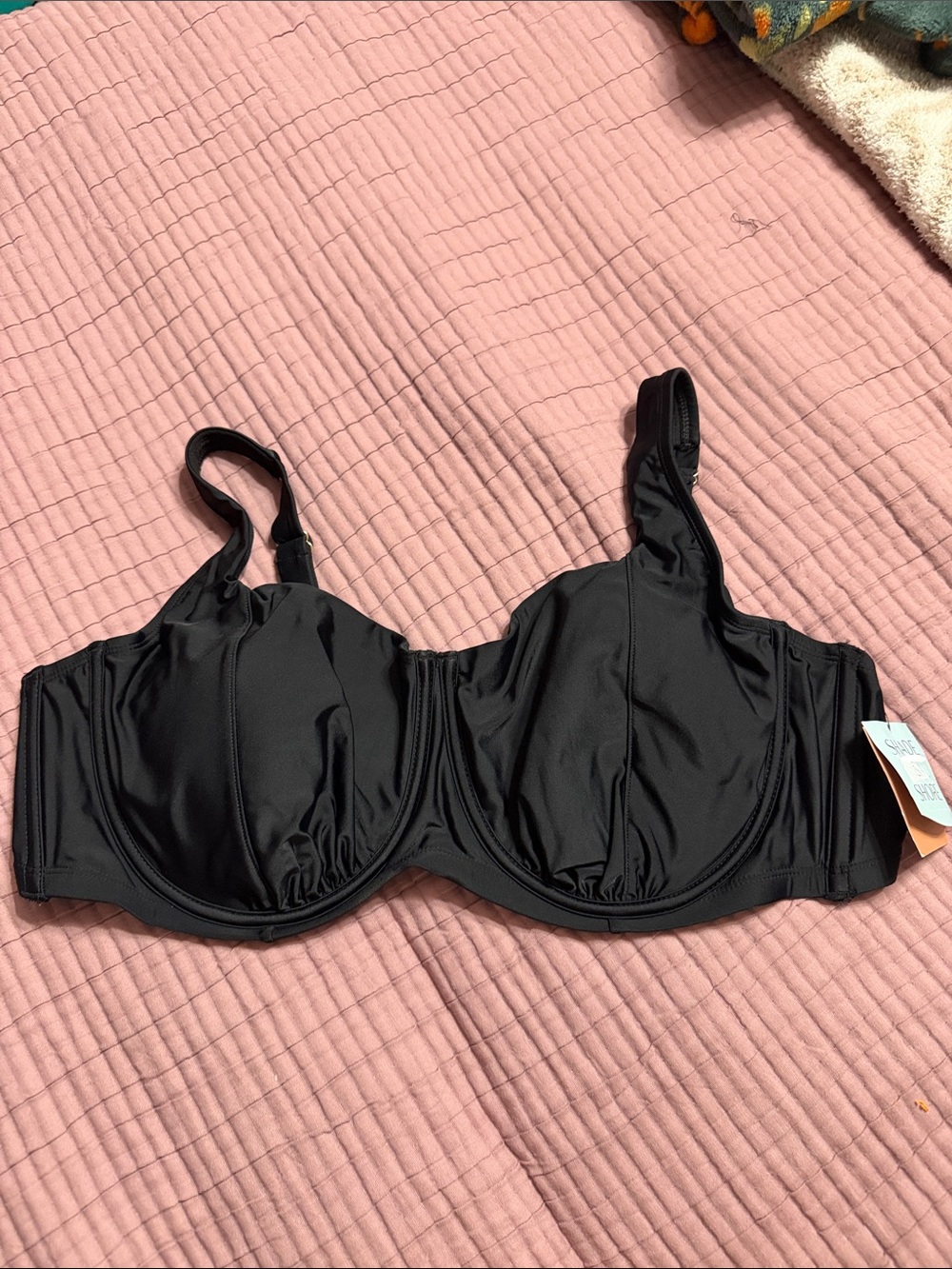 Black swimsuit top - Womens
